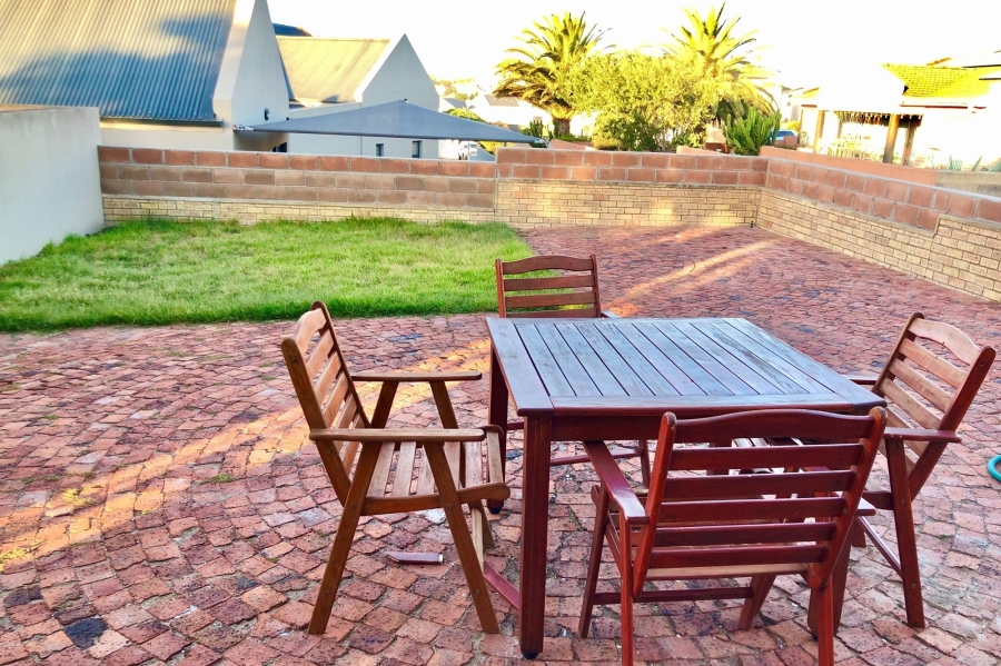 To Let 2 Bedroom Property for Rent in Myburgh Park Western Cape